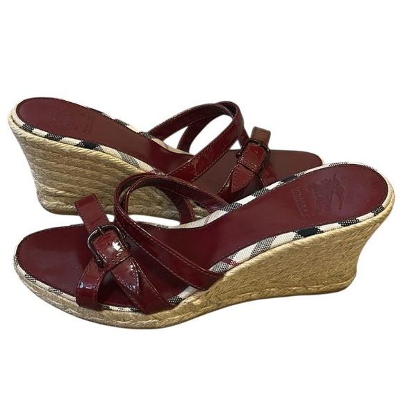 Burberry Nova Check Red Patent Leather Espadrille Wedge Sandals Size 39 IT, 8 US - Picture 13 of 14